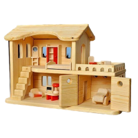 Кукольный дом с верандой и гаражом